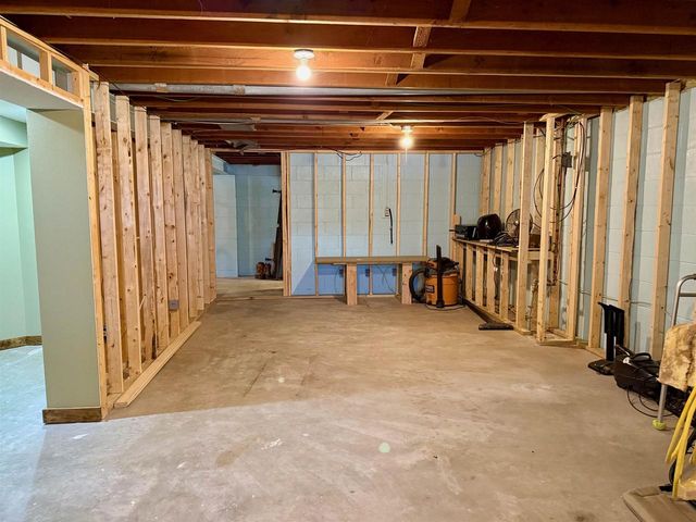 440 Bradford Drive, Waterloo, WI 53594