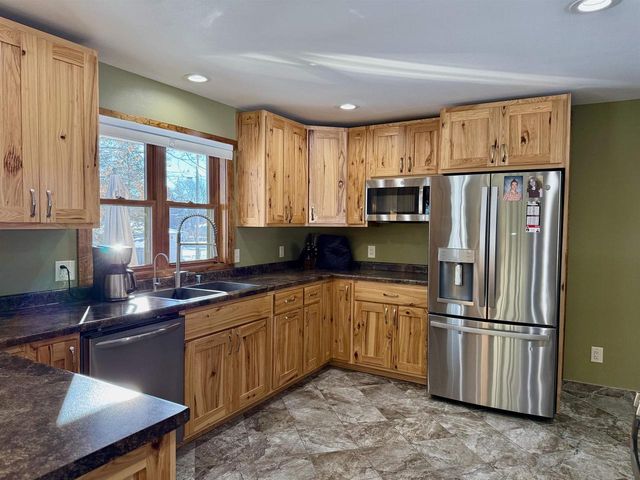 440 Bradford Drive, Waterloo, WI 53594