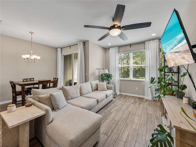 29934 SOUTHWELL LANE, Wesley Chapel, FL 33543