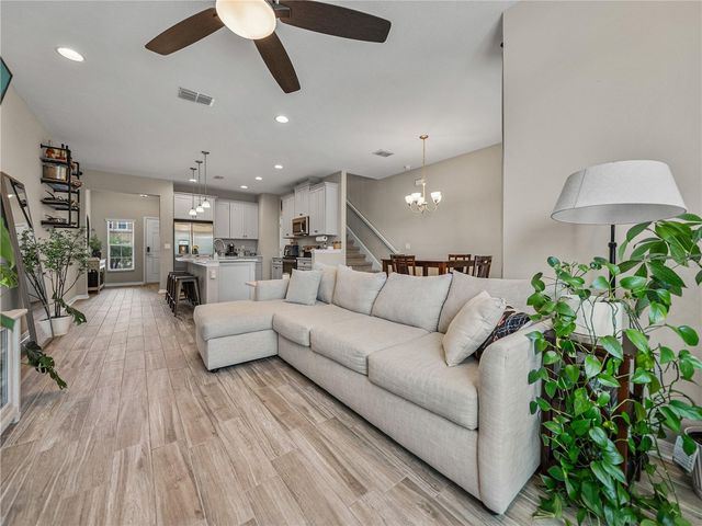 29934 SOUTHWELL LANE, Wesley Chapel, FL 33543