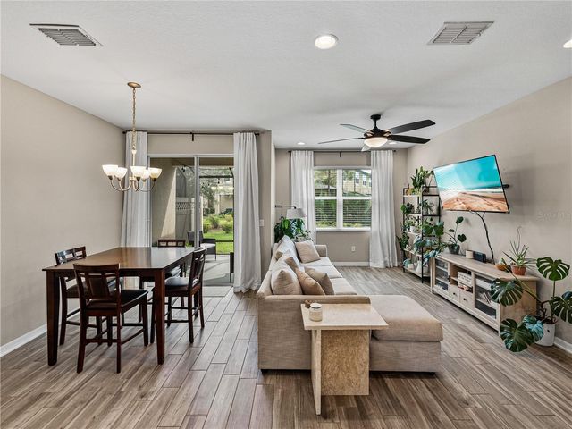 29934 SOUTHWELL LANE, Wesley Chapel, FL 33543
