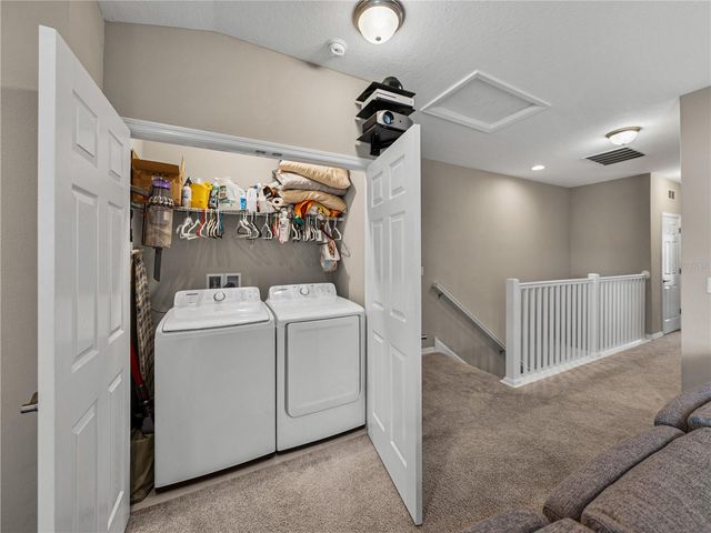 29934 SOUTHWELL LANE, Wesley Chapel, FL 33543