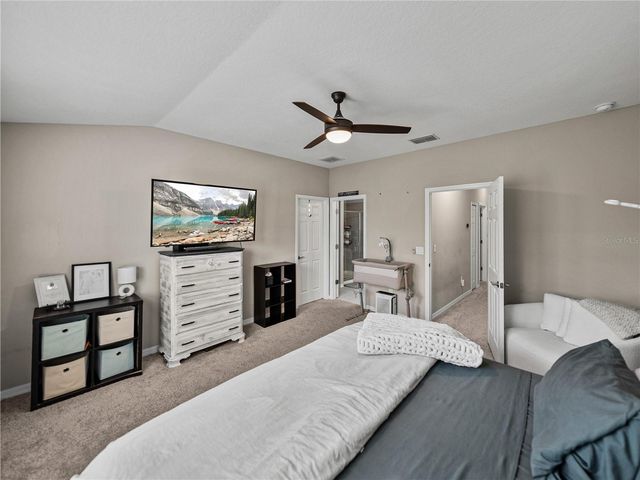 29934 SOUTHWELL LANE, Wesley Chapel, FL 33543