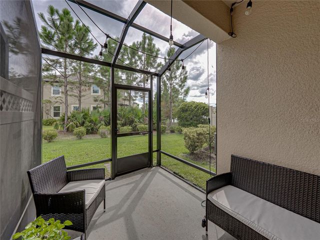 29934 SOUTHWELL LANE, Wesley Chapel, FL 33543