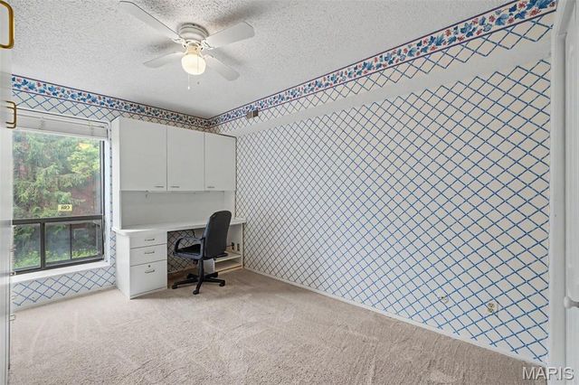 508 Coeur De Royale Drive 104, Creve Coeur, MO 63141