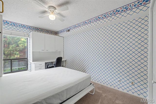 508 Coeur De Royale Drive 104, Creve Coeur, MO 63141