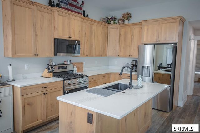 3766 Hidden Valley Drive, Ammon, ID 83406