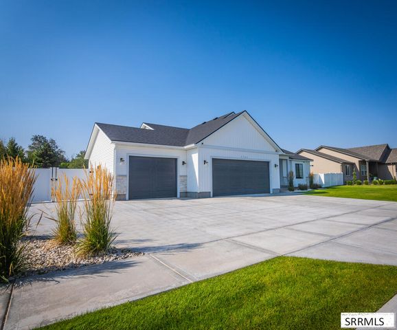 3766 Hidden Valley Drive, Ammon, ID 83406