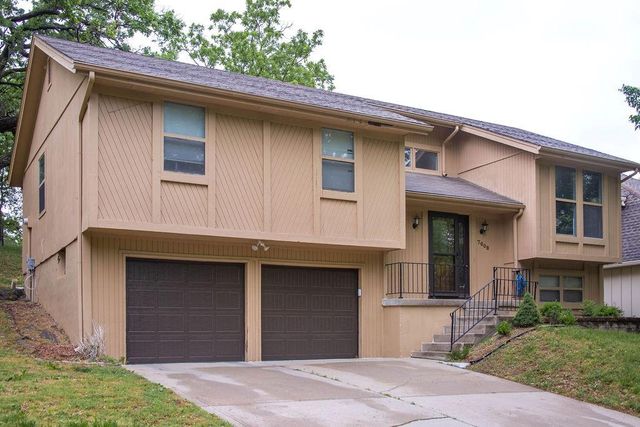 7608 NW 70th Street