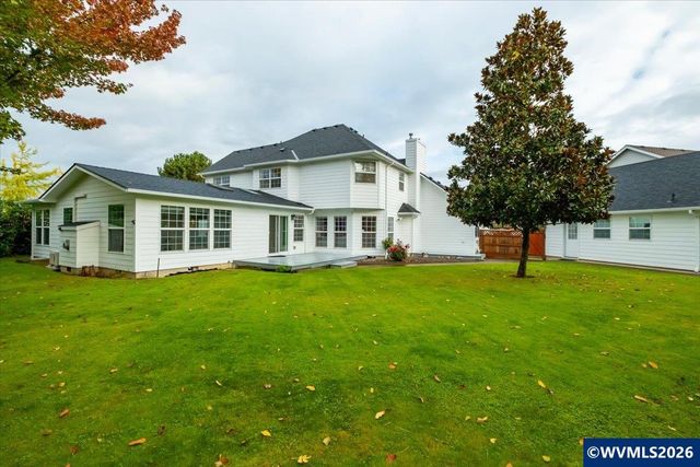 3830 Firwood Cir SE, Albany, OR 97322