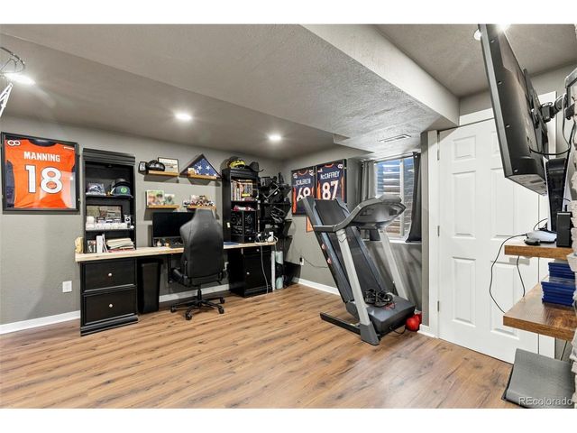 9895 Aftonwood St, Highlands Ranch, CO 80126