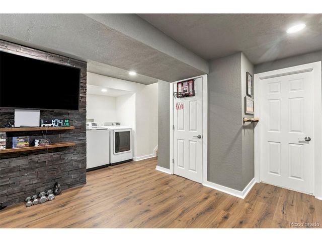 9895 Aftonwood St, Highlands Ranch, CO 80126