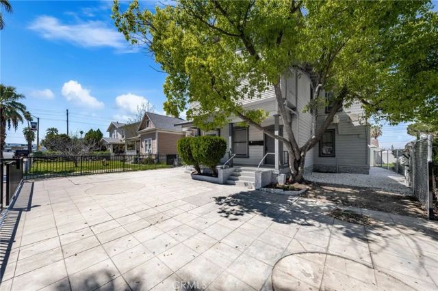 927 Orange Street, Redlands, CA 92374