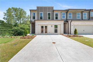 1246 Lucan Lane WC2.29, Lawrenceville, GA 30043