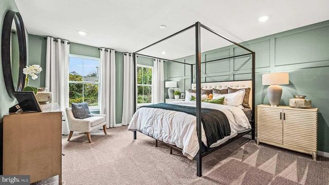 26 FOUR LEAF DR, Downingtown, PA 19335