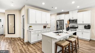 26 FOUR LEAF DR, Downingtown, PA 19335