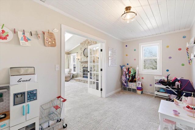 2305 HILLSIDE LANE, Green Bay, WI 54302