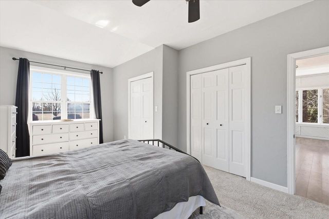 2305 HILLSIDE LANE, Green Bay, WI 54302