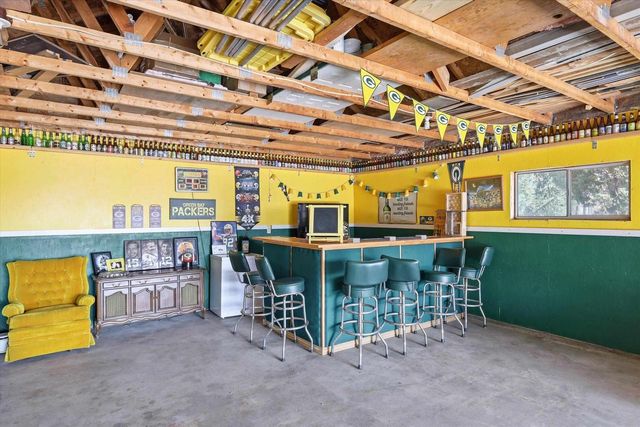 2305 HILLSIDE LANE, Green Bay, WI 54302