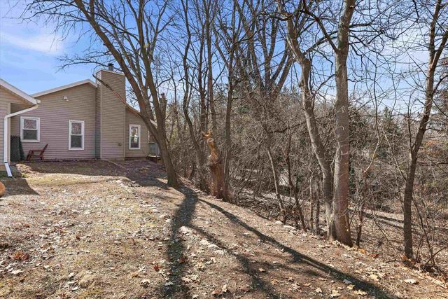 2305 HILLSIDE LANE, Green Bay, WI 54302