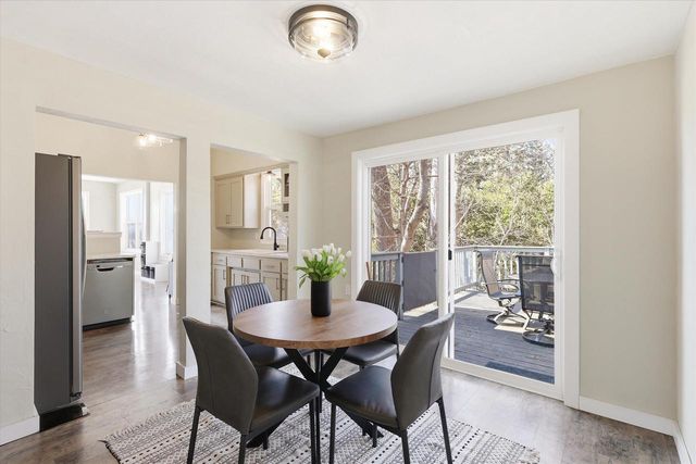 2305 HILLSIDE LANE, Green Bay, WI 54302