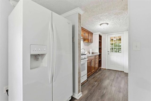 184 Fairview Drive, Fairburn, GA 30213