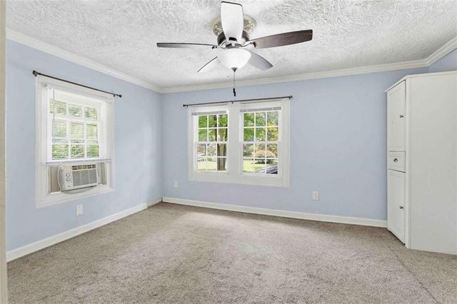 184 Fairview Drive, Fairburn, GA 30213