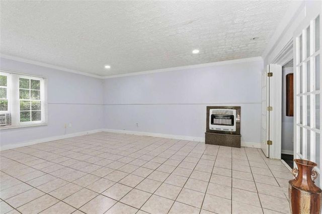 184 Fairview Drive, Fairburn, GA 30213