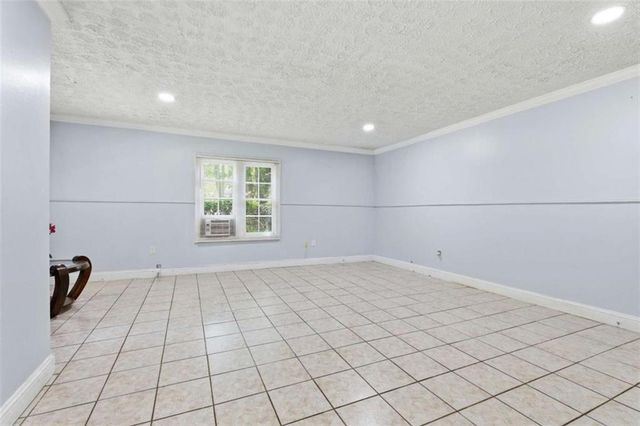 184 Fairview Drive, Fairburn, GA 30213