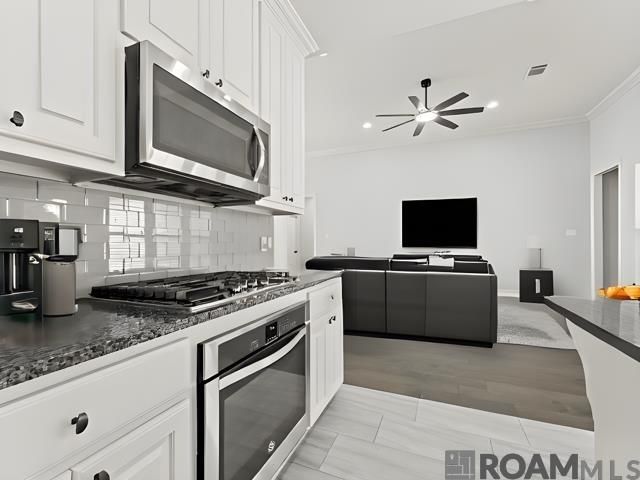 10365 Fountain Ln, Denham Springs, LA 70726