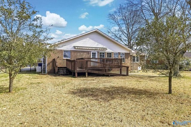 1103 9th Street NW, Arab, AL 35016