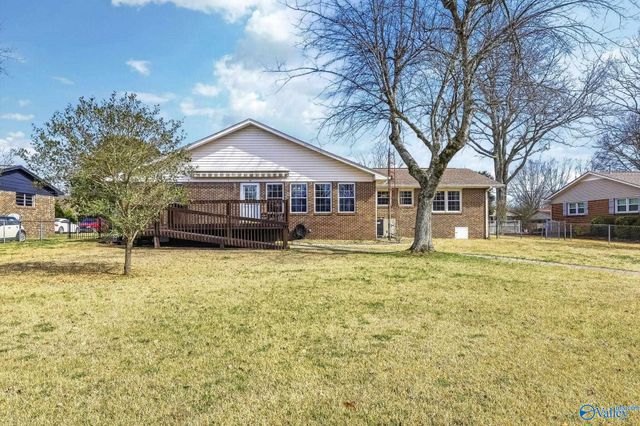 1103 9th Street NW, Arab, AL 35016