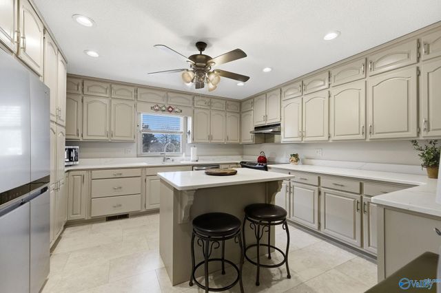 1103 9th Street NW, Arab, AL 35016