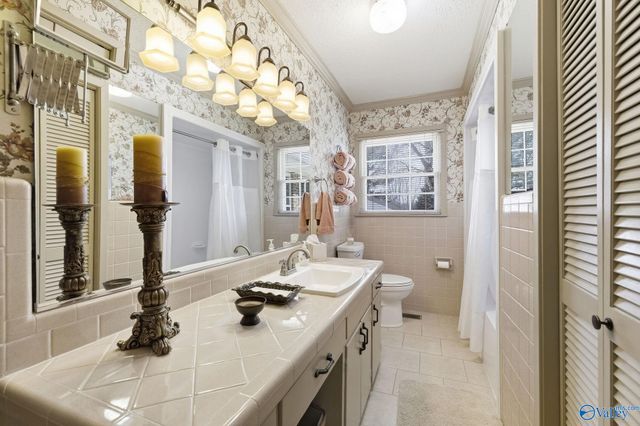 1103 9th Street NW, Arab, AL 35016