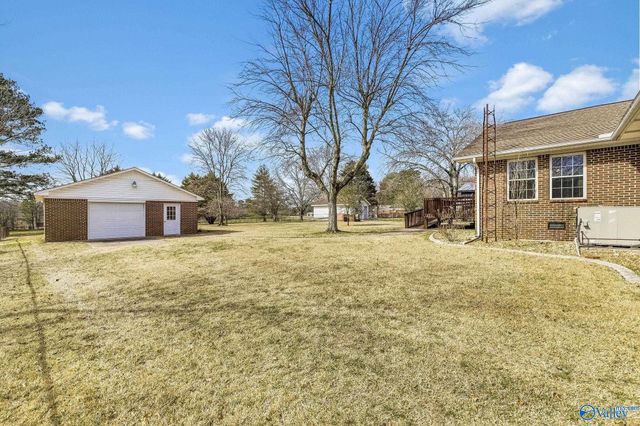 1103 9th Street NW, Arab, AL 35016