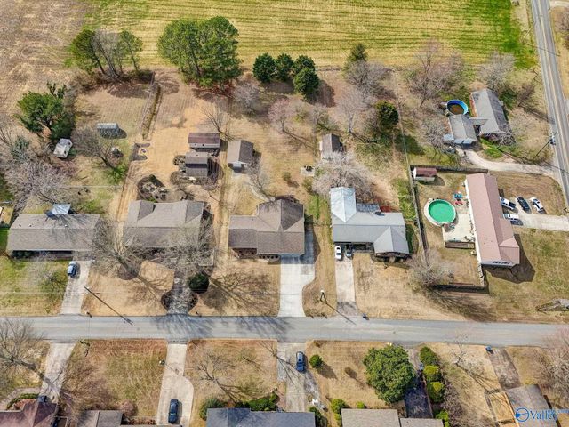 1103 9th Street NW, Arab, AL 35016