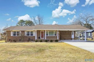 1103 9th Street NW, Arab, AL 35016