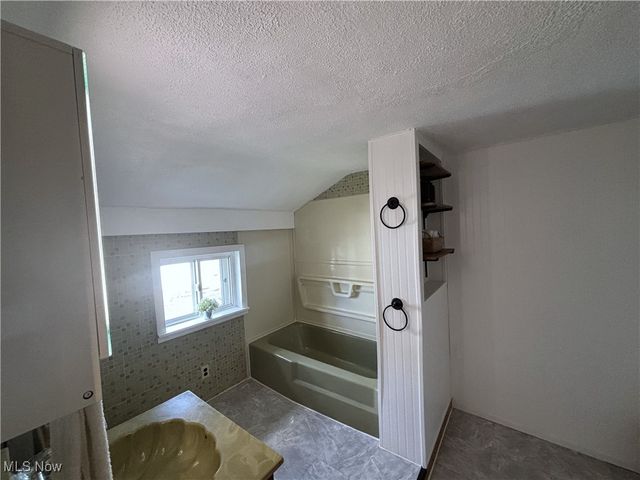 125 Bank Street, Lodi, OH 44254