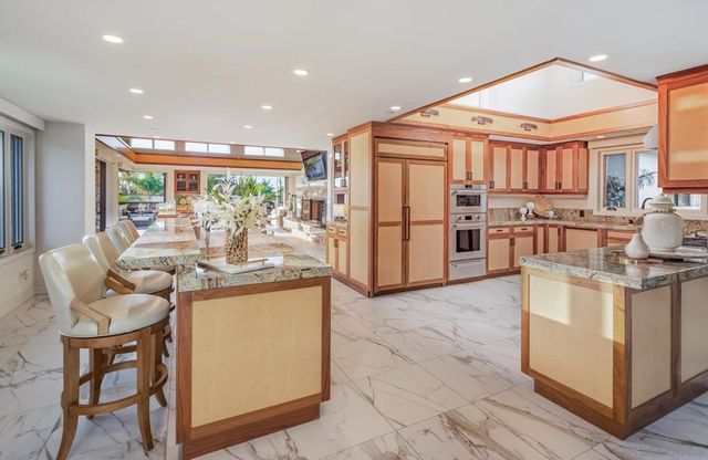 187 Cherry Ave, Carlsbad, CA 92008