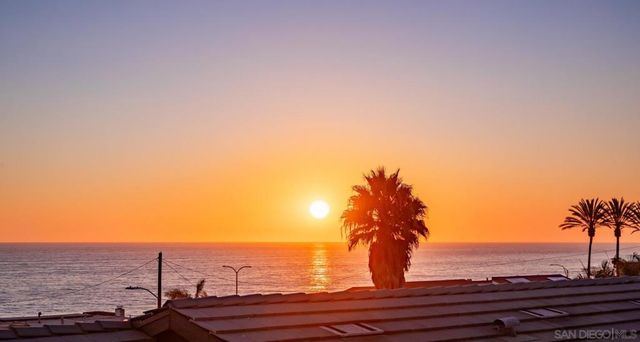 187 Cherry Ave, Carlsbad, CA 92008