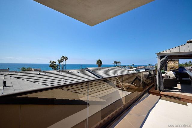 187 Cherry Ave, Carlsbad, CA 92008