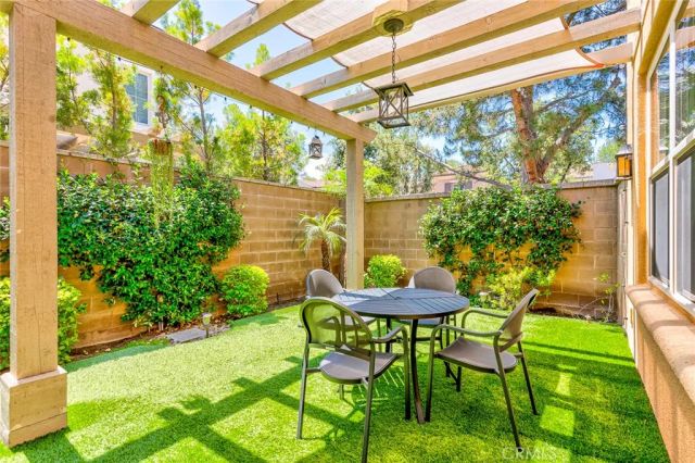 104 Doverwood, Irvine, CA 92620