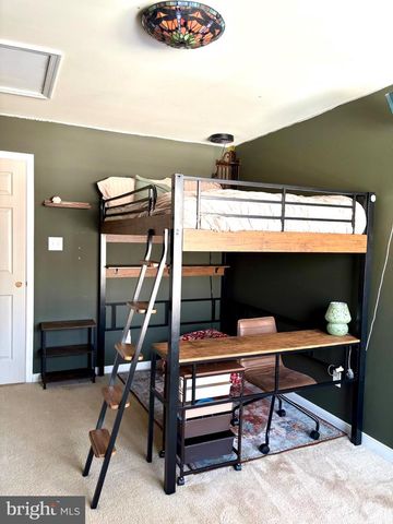 3417 BEAR POND LN, Amissville, VA 20106