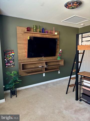 3417 BEAR POND LN, Amissville, VA 20106