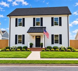 1318 Bainbridge BLVD, Chesapeake, VA 23324