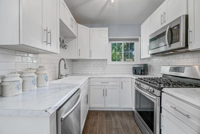 938 S HOLYOKE, Wichita, KS 67218