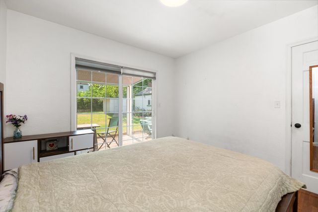 938 S HOLYOKE, Wichita, KS 67218