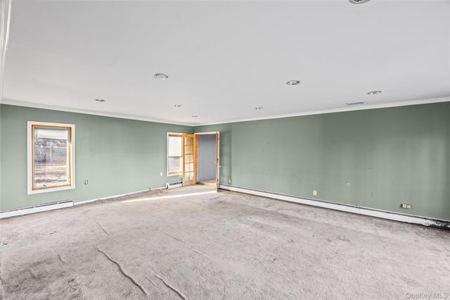 4 Vale Court, Mount Sinai, NY 11766