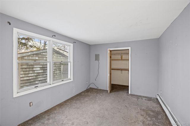 4 Vale Court, Mount Sinai, NY 11766