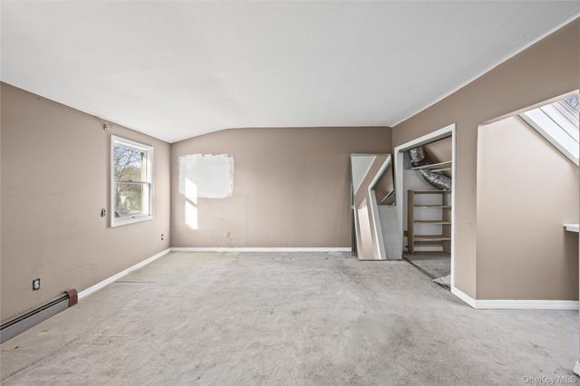 4 Vale Court, Mount Sinai, NY 11766